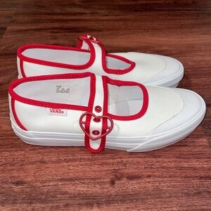 Vans True Love Mary Jane - Size 2